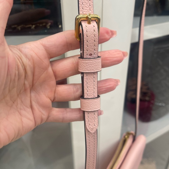 Authentic monogram Louis Vuitton crossbody - Picture 7 of 8